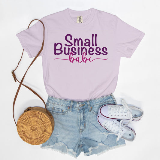 Show off your entrepreneurial spirit with the Comfort Color Tee 1717 - Small Business Babe from Designs On The Go. This stylish and durable tee is perfect for proud small business owners. Comfortable and trendy, it’s the ideal way to represent your brand and inspire others every day!